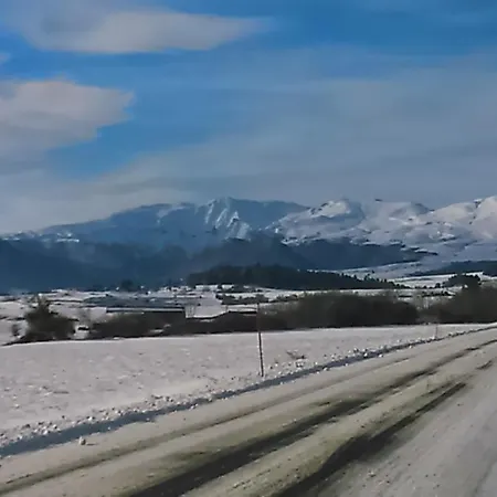 Rose, 4 Pers. Saint Antoine, Orcival, Sancy דירה